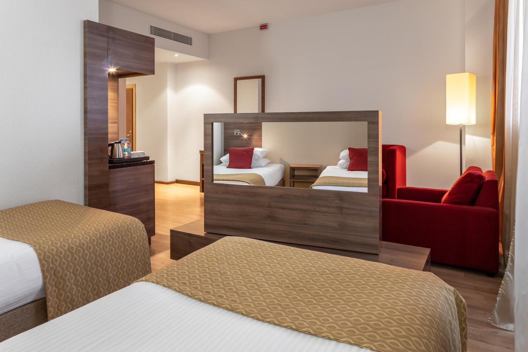 Ramada Encore Kyiv Room photo
